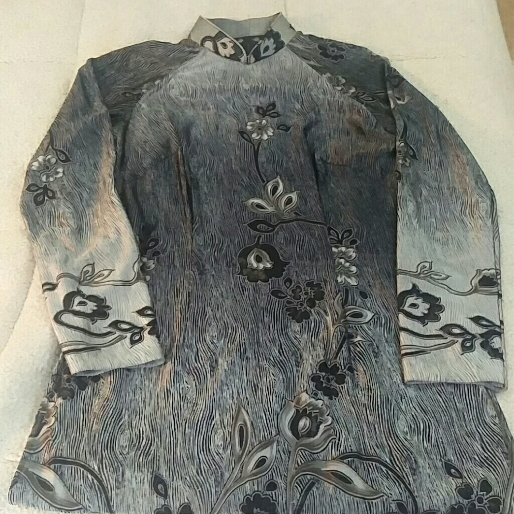 Vintage Traditional Dress Small